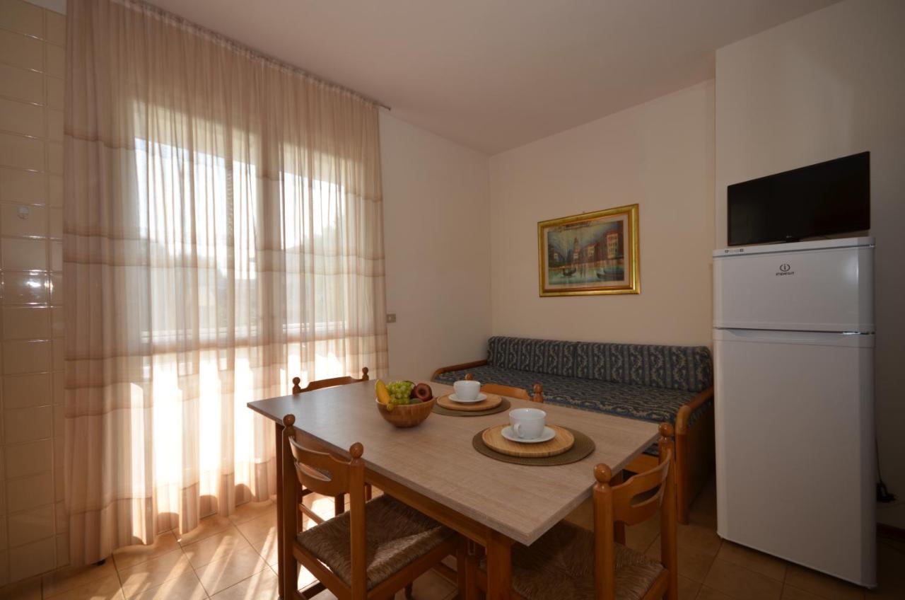 Appartamenti Sirio Via Pesci 6,8,14 Bibione Eksteriør bilde