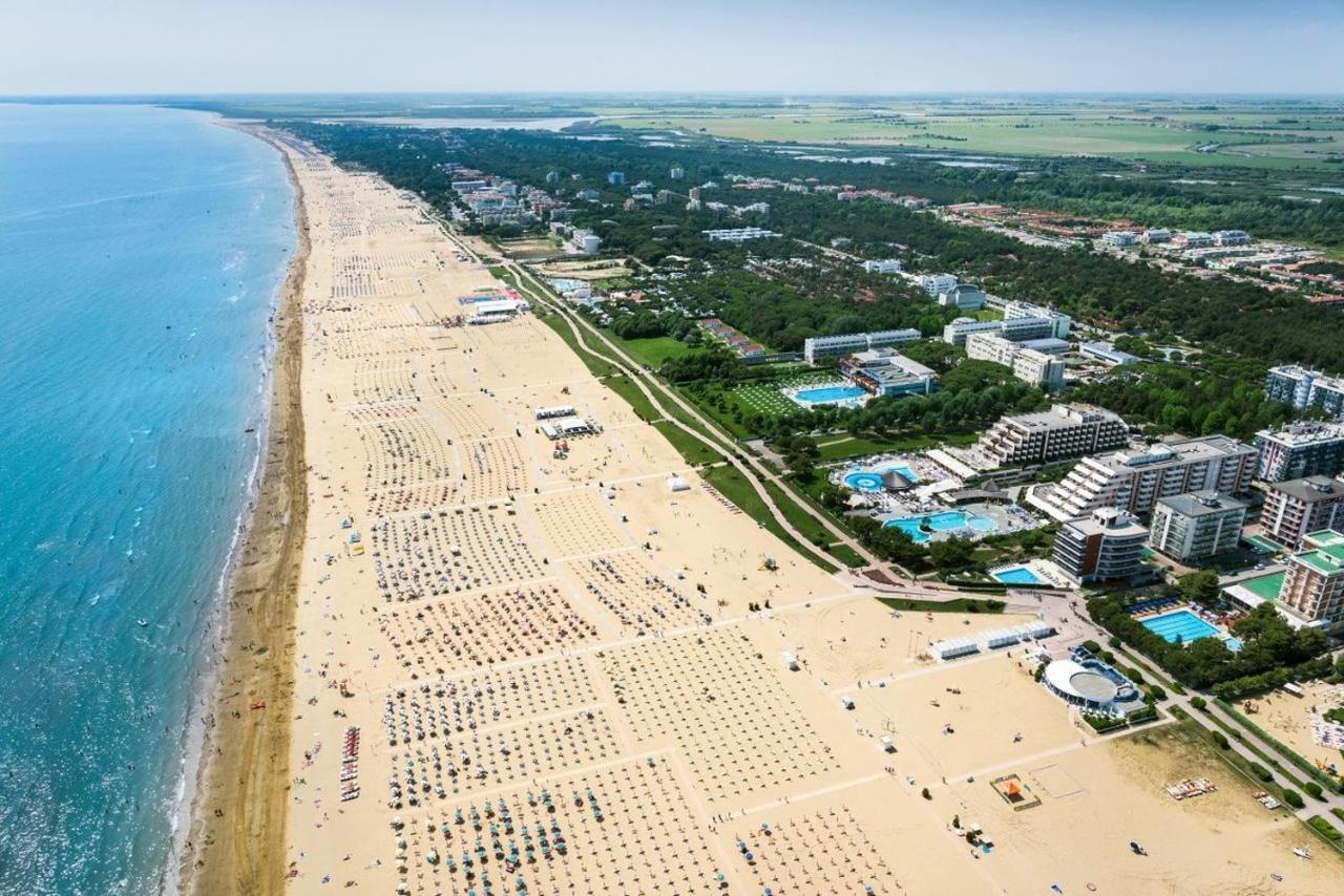 Appartamenti Sirio Via Pesci 6,8,14 Bibione Eksteriør bilde